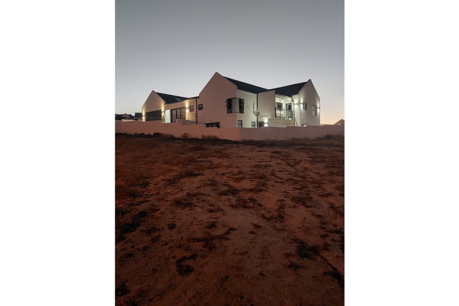 5 Bedroom Property for Sale in Da Gama Bay Western Cape